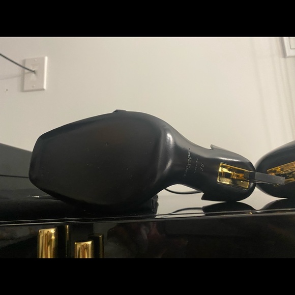 OPYUM SANDALS IN PATENT LEATHER GOLD-TONED HEEL - Picture 7 of 8